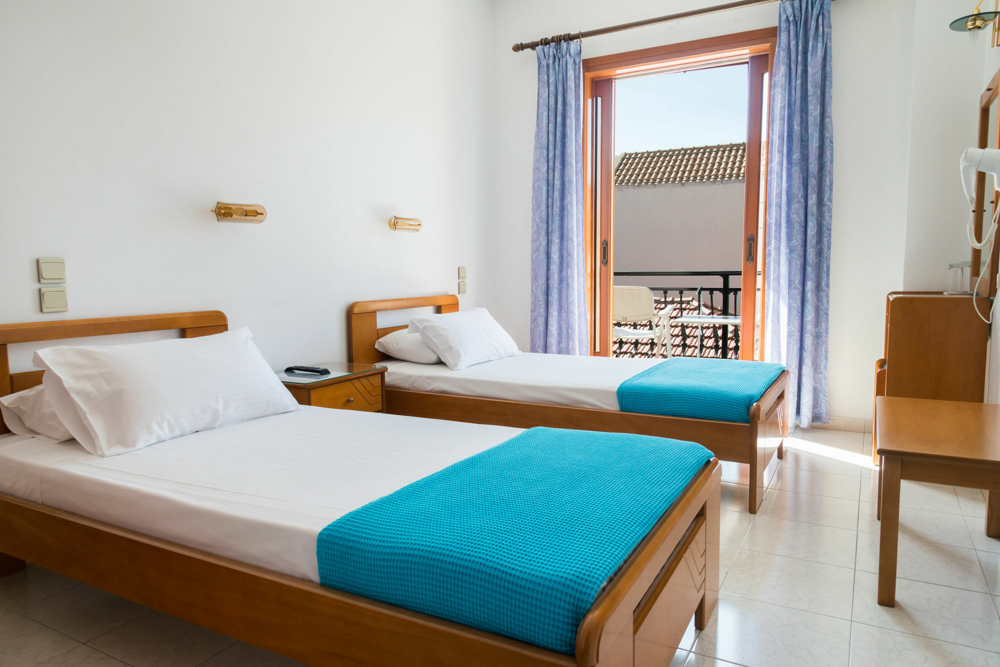 Hotel Aggelos Kefalonia 阿尔戈斯托利翁 外观 照片